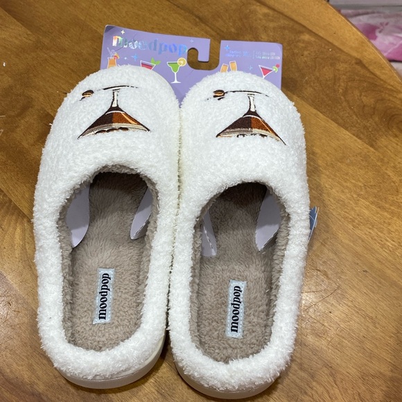 COPY - NWT.  Moodpops, ladies size S (5/6), slippers. - Picture 4 of 11